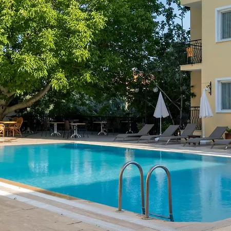 Guenes Boutique - Oludeniz מלון 3*