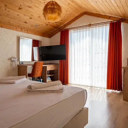 Guenes Boutique - Oludeniz Otel Fethiye